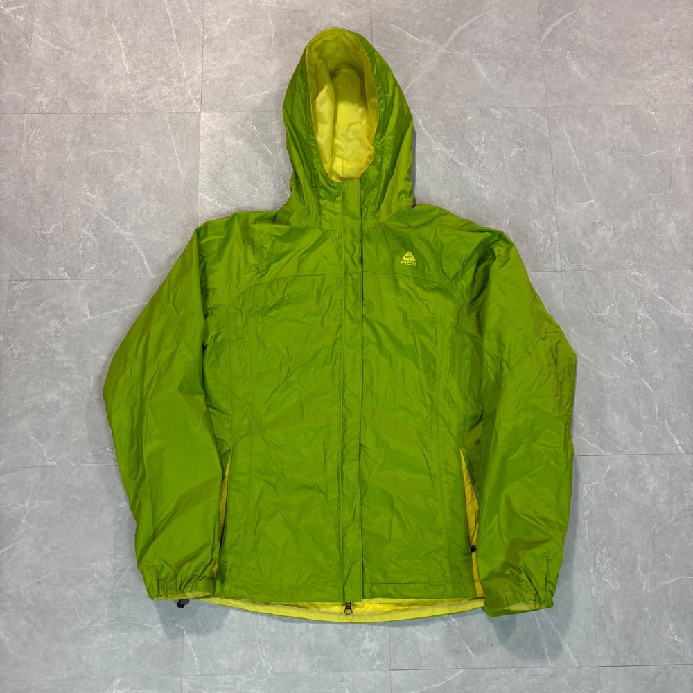 Vintage Nike ACG green rain jacket